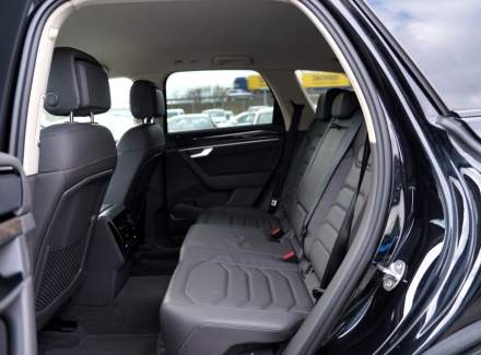 Volkswagen - Touareg