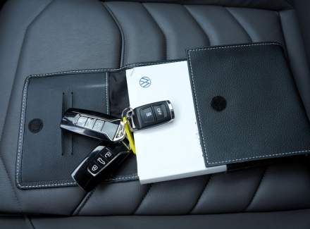 Volkswagen - Touareg