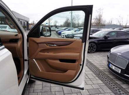 Cadillac - Escalade
