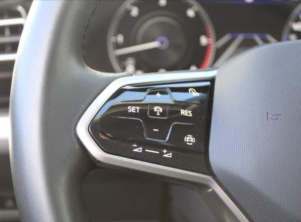 Volkswagen - Touareg