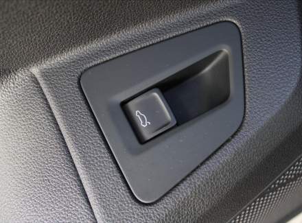 Volkswagen - Touareg