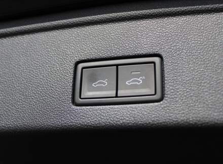 Volkswagen - Touareg