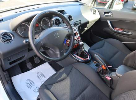 Peugeot - 308