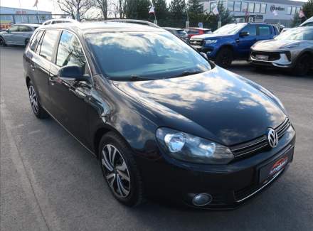 Volkswagen - Golf