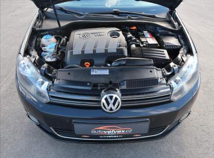 Volkswagen - Golf
