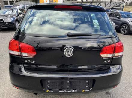 Volkswagen - Golf