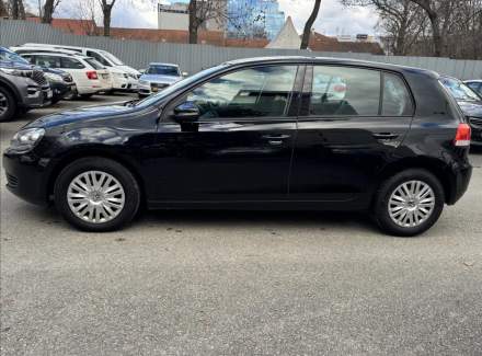 Volkswagen - Golf