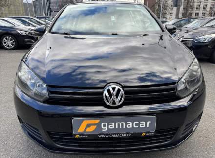 Volkswagen - Golf