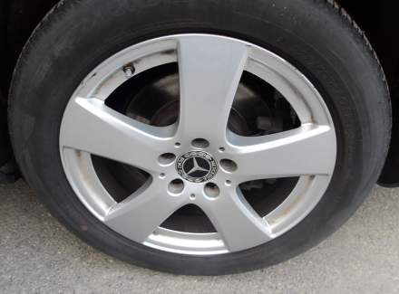 Mercedes-Benz - C-class