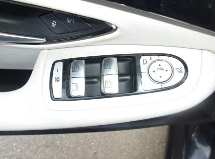 Mercedes-Benz - C-class