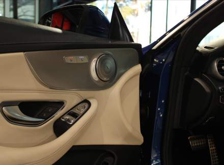 Mercedes-Benz - C-class