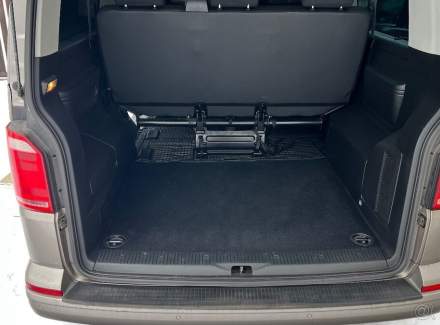 Volkswagen - Caravelle