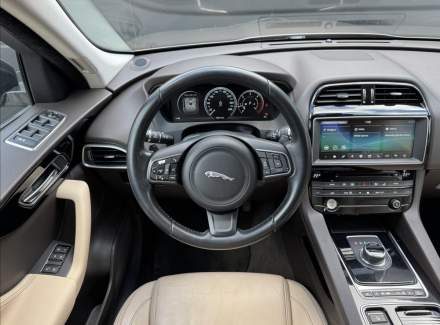 Jaguar - F-Pace