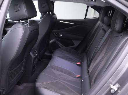 DS Automobiles - DS4