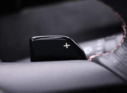 DS Automobiles - DS4