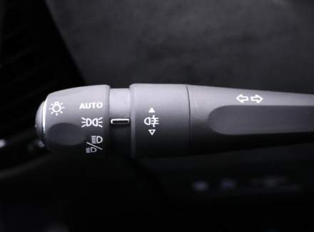 DS Automobiles - DS4