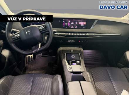 DS Automobiles - DS4