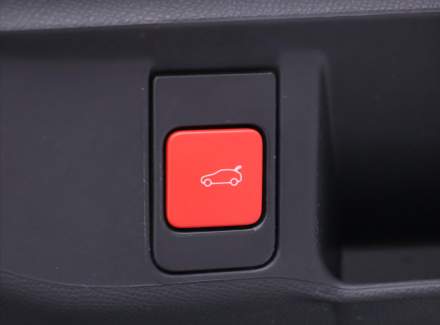 DS Automobiles - DS4