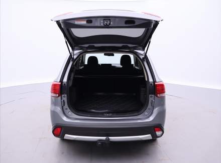 Mitsubishi - Outlander