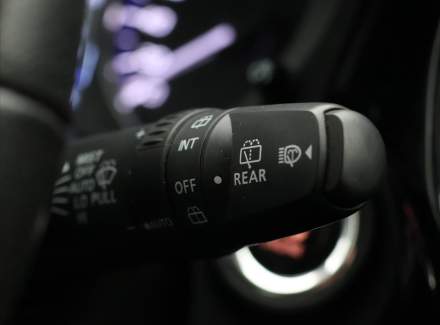 Mitsubishi - Outlander