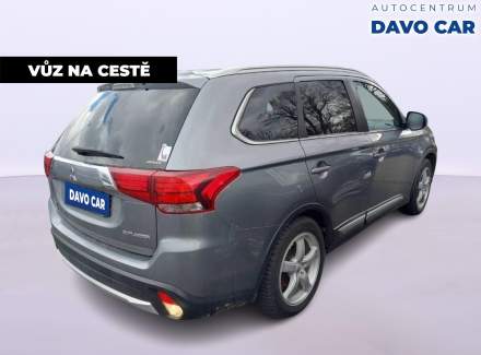 Mitsubishi - Outlander