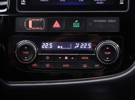 Mitsubishi - Outlander