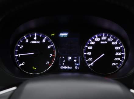 Mitsubishi - Outlander