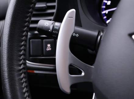 Mitsubishi - Outlander