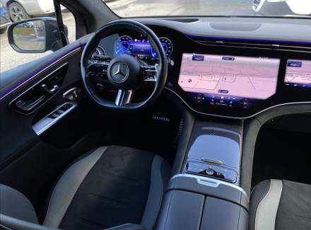 Mercedes-Benz - EQE
