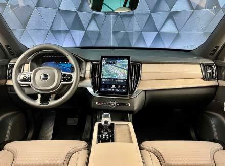 Volvo - XC90