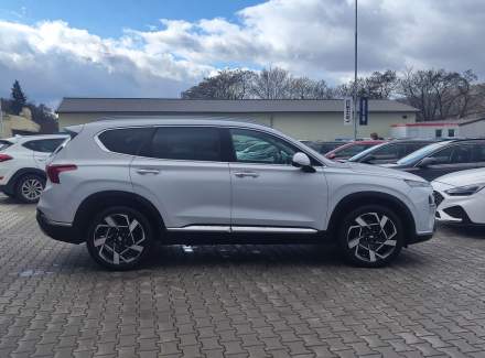 Hyundai - Santa FE