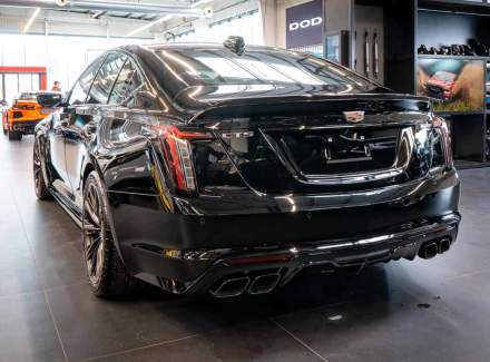 Cadillac - CT5