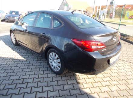 Opel - Astra