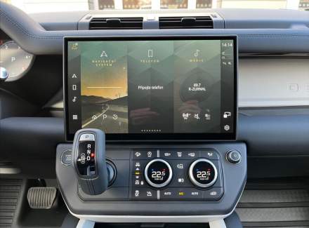 Land Rover - Defender