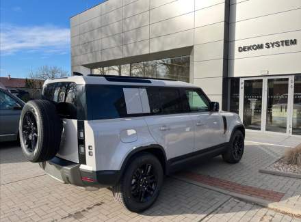 Land Rover - Defender