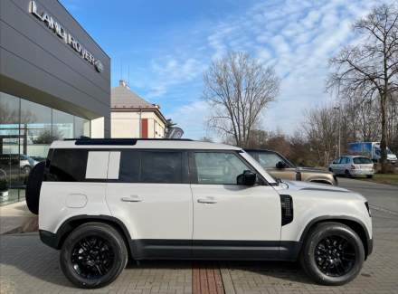 Land Rover - Defender