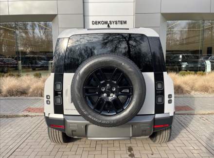 Land Rover - Defender