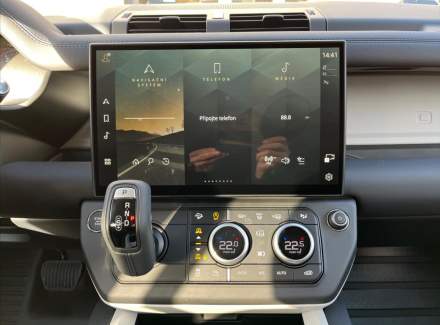 Land Rover - Defender