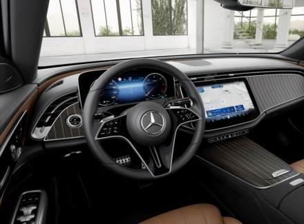 Mercedes-Benz - E-class