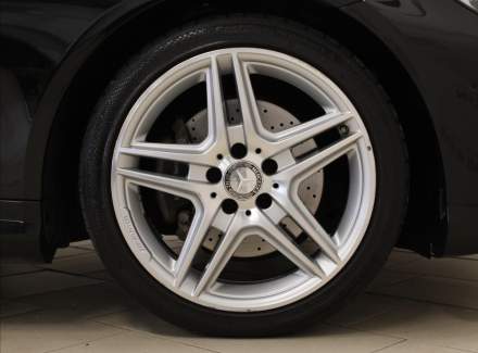 Mercedes-Benz - E-class