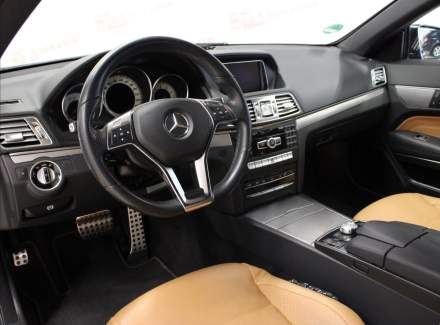 Mercedes-Benz - E-class