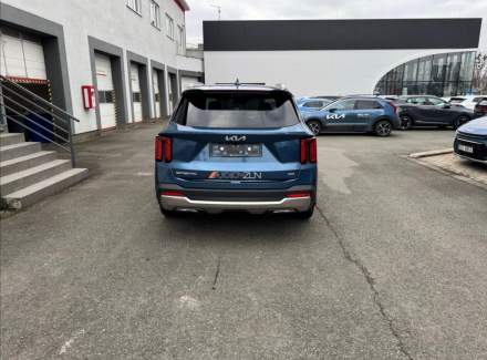 Kia - Sorento