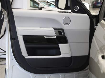 Land Rover - Range Rover