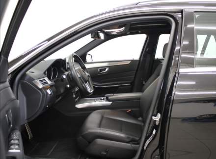 Mercedes-Benz - E-class