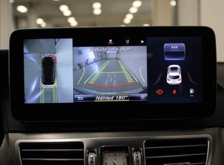 Mercedes-Benz - E-class