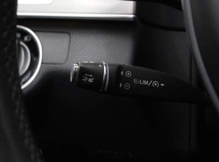 Mercedes-Benz - E-class