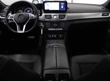 Mercedes-Benz - E-class