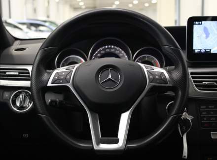 Mercedes-Benz - E-class
