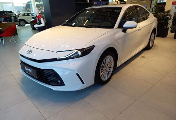 Toyota - Camry