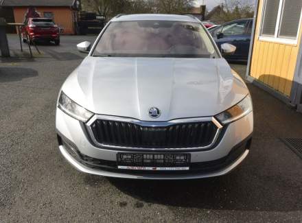 Škoda - Octavia